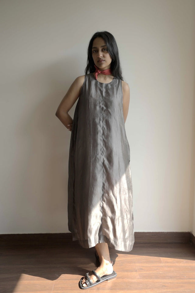 Ash: Sleeveless Dress - Dress - Mizyana