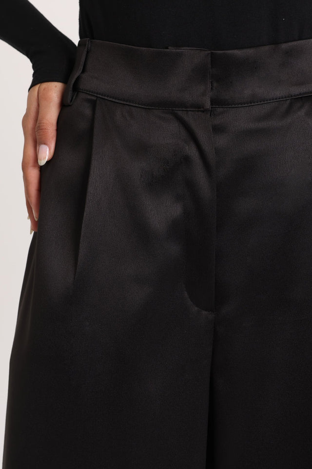 Aura Satin Pants " Black" - Trousers - Mizyana