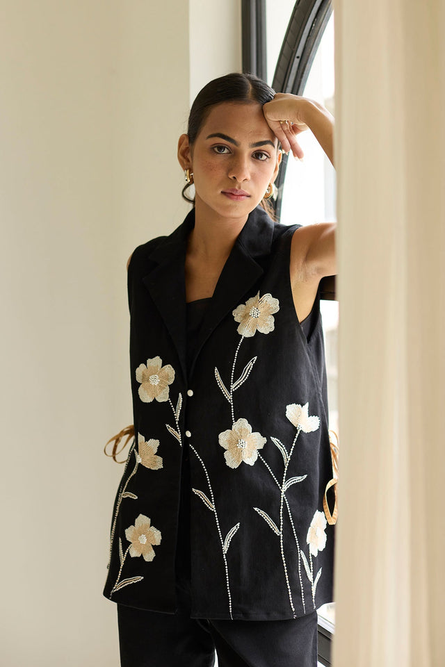 Black Denim Floral Jacket - Jacket - Mizyana