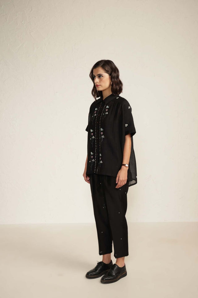 Black Mul Chanderi Shirt with Embroidery And Embroided Silk Chanderi Pants - Two-Piece Set - Mizyana