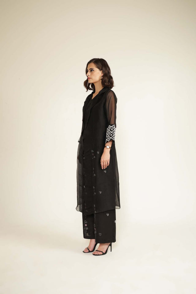 Black Organza Jacket with Embroided Sleeves and Printed Flared Pants in Linen - Two-Piece Set - Mizyana