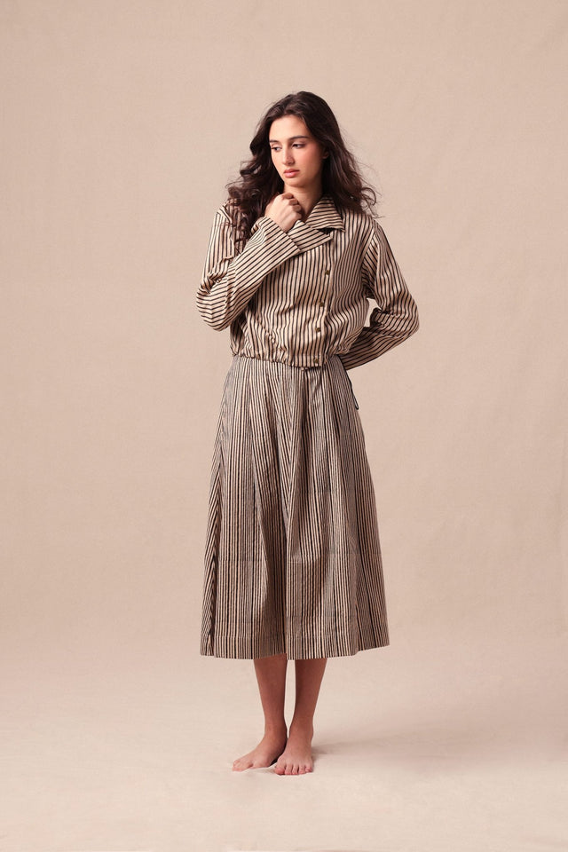 Charcoal Striped Crop Jacket - Jacket - Mizyana