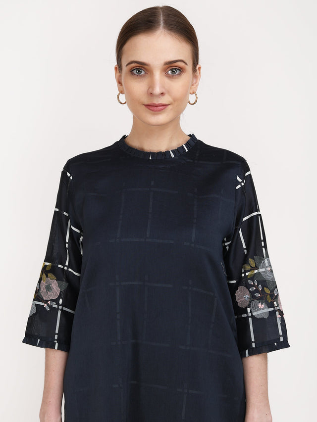 Checks & Roses Tunic with Pants - Two-Piece Set - Mizyana