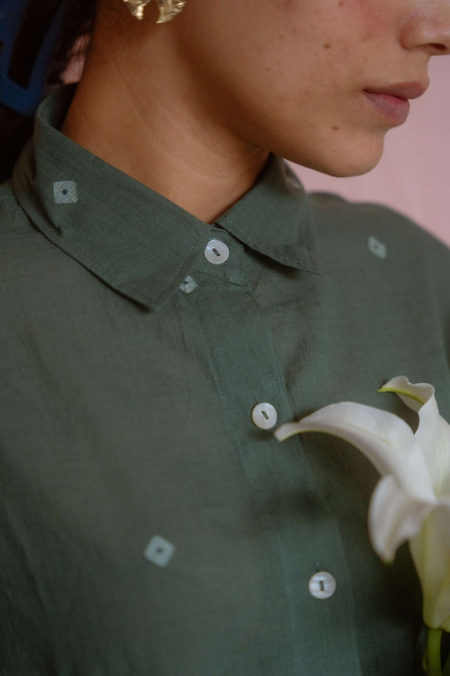 Core Shirt in Green - Shirt - Mizyana