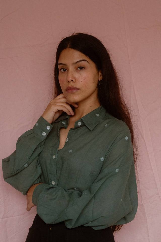 Core Shirt in Green - Shirt - Mizyana