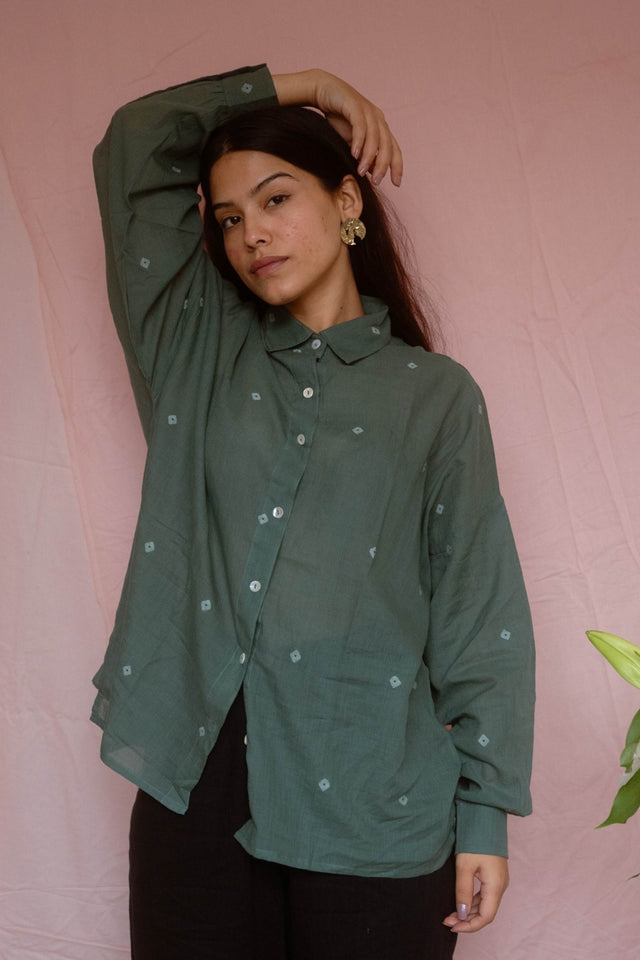 Core Shirt in Green - Shirt - Mizyana