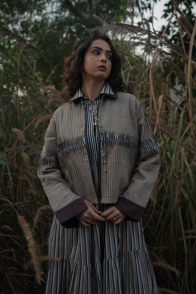 Dune Pleated Jacket - Jacket - Mizyana