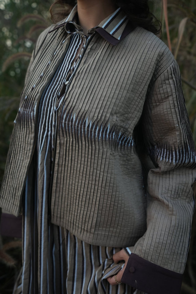 Dune Pleated Jacket - Jacket - Mizyana