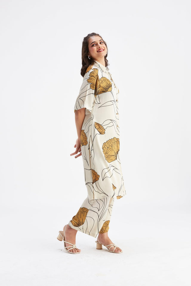 Easha White kurta set - Two-Piece Set - Mizyana