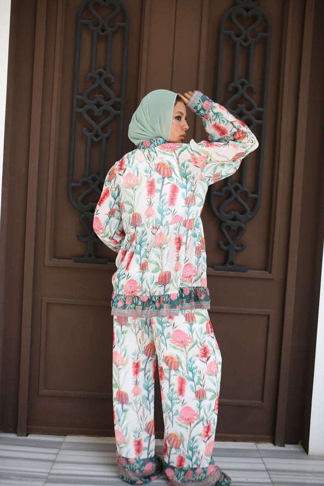 Flora Chiffon Pants - Trousers - Mizyana