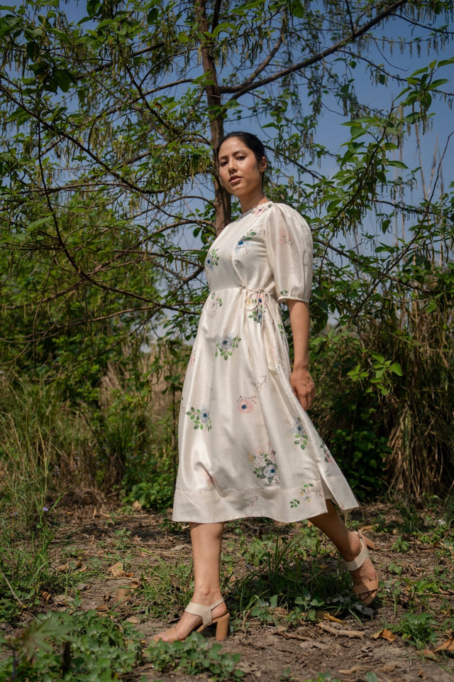 Ivory Drawstring dress - Dress - Mizyana