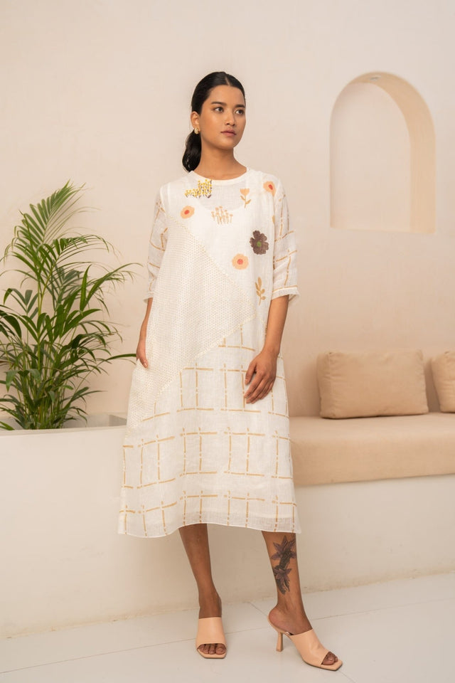 IVORY EMBROIDERED CHECKS LINEN DRESS - Dress - Mizyana
