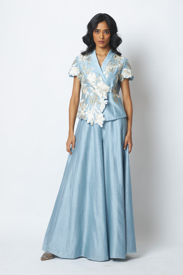 Marisol - Window Wrap Vest & Divided Skirt - Two-Piece Set - Mizyana
