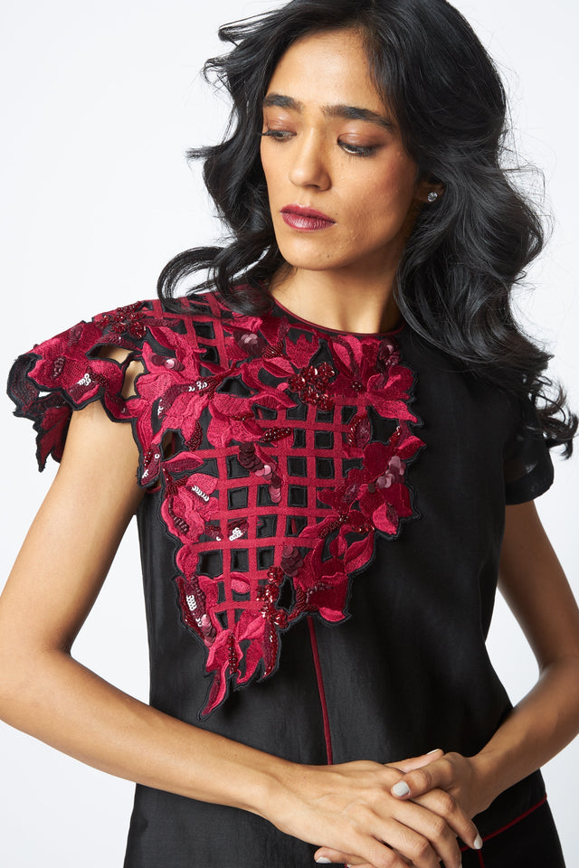 Monica - Shoulder Bib Ladder Dress - Dress - Mizyana