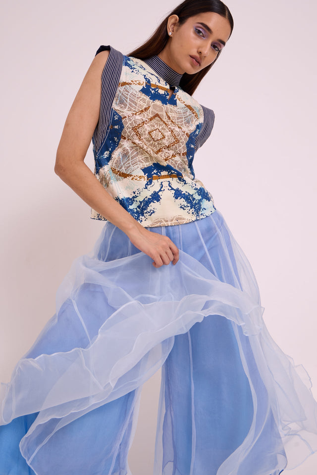 Niloy - Drift Away Divided Skirt + Square Top - Two-Piece Set - Mizyana