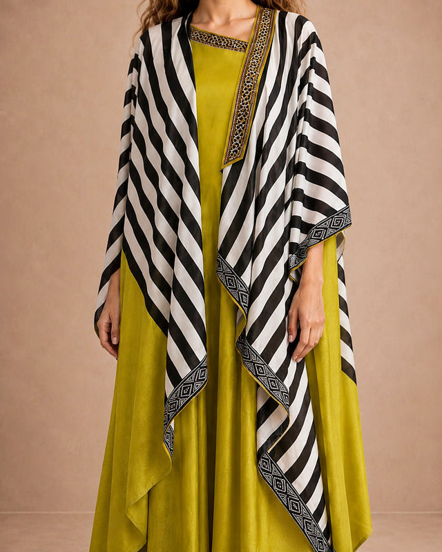 Pleated Dress & Cape Kaftan Set - Kaftan - Mizyana