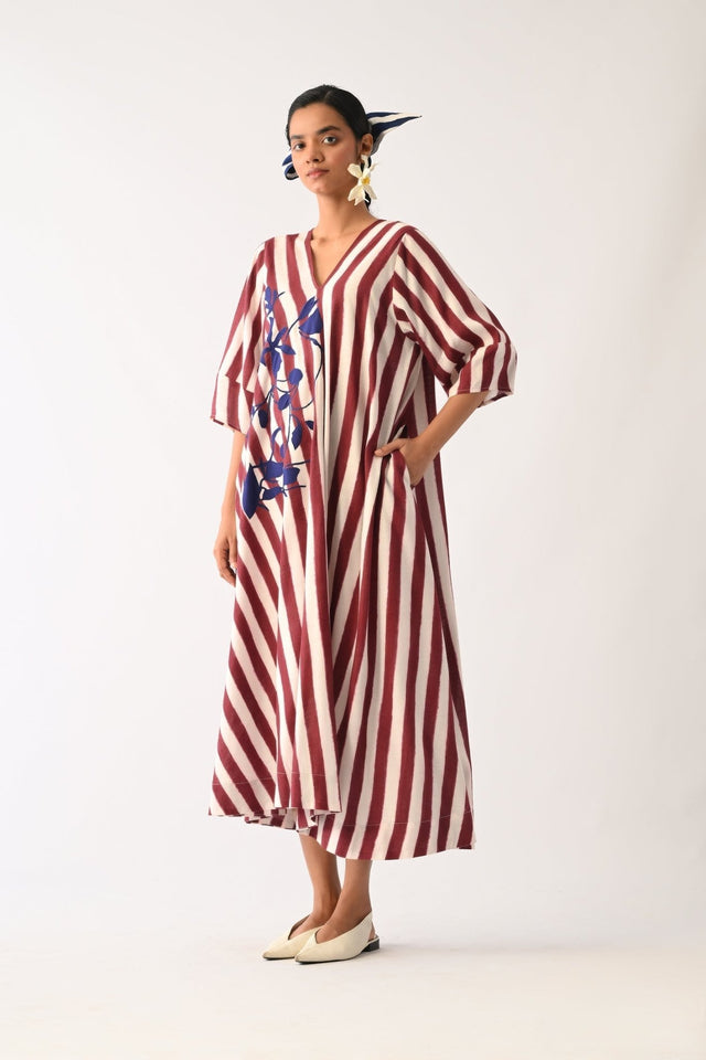 Revolt Bric Mayflower Appliqué Dress - Dress - Mizyana