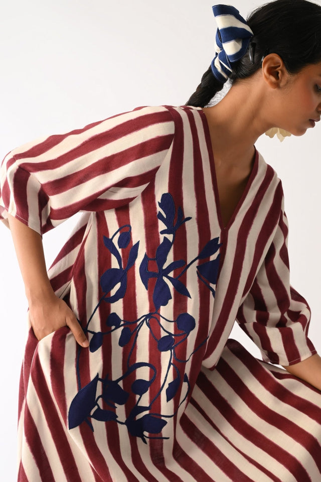Revolt Bric Mayflower Appliqué Dress - Dress - Mizyana
