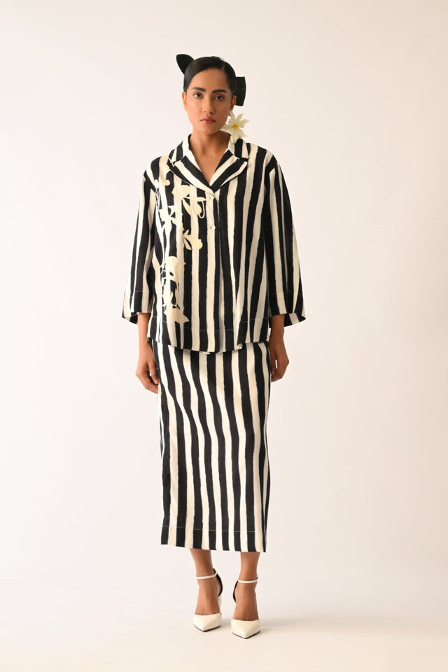 Revolt B&W Psyflora Appliqué Jacket - Jacket - Mizyana