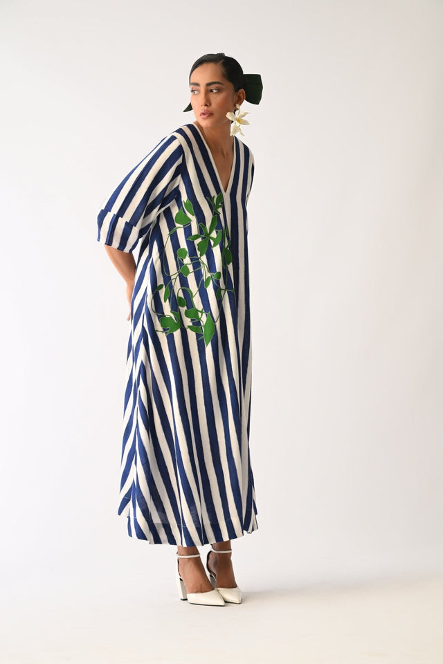 Revolt RB Mayflower Appliqué Dress - Dress - Mizyana