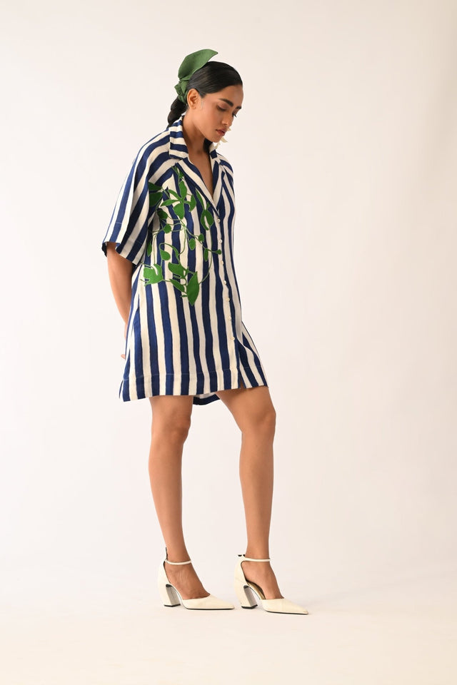 Revolt RB Trench Aline Short Appliqué Dress - Dress - Mizyana