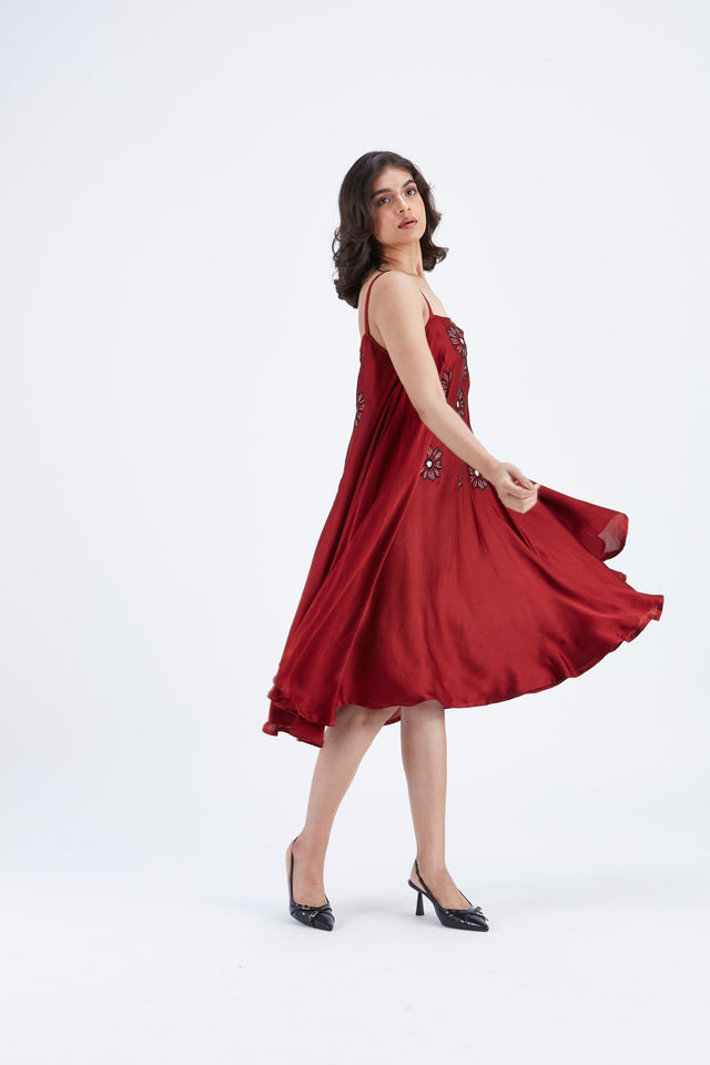 Reya Red dress - Dress - Mizyana