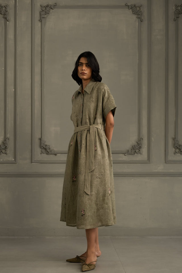 Sage Green Dress In Gauze Linen With Belt And Embroidery - Dress - Mizyana
