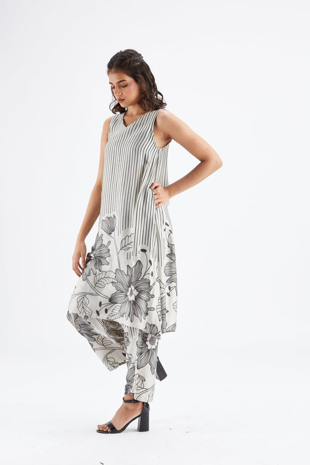 Sora White kurta set - Two-Piece Set - Mizyana