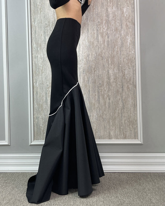 SURO STRECHY SKIRT - Skirt - Mizyana