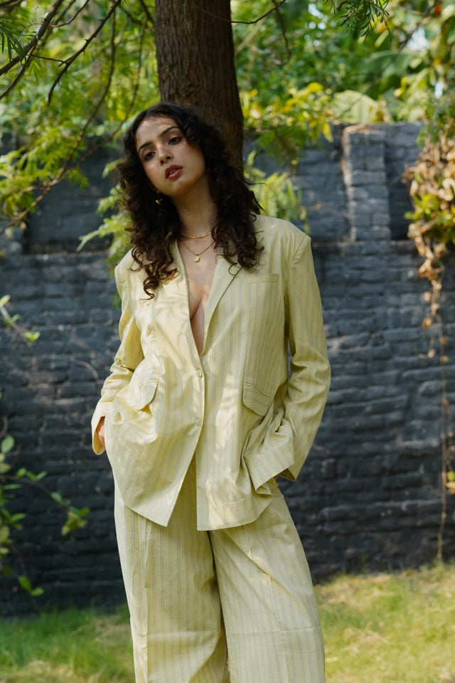 Tahlia Double-buttoned Blazer - Blazer - Mizyana