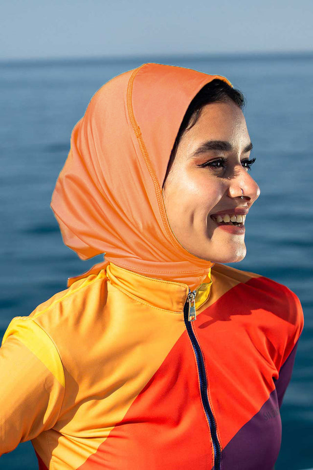 حجاب رياضي كامل التغطية للسباحة