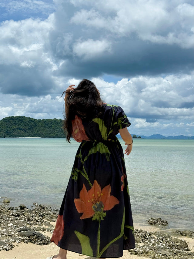 Nirvana Dress in Sorrento Bloom Print (Endless Blue)