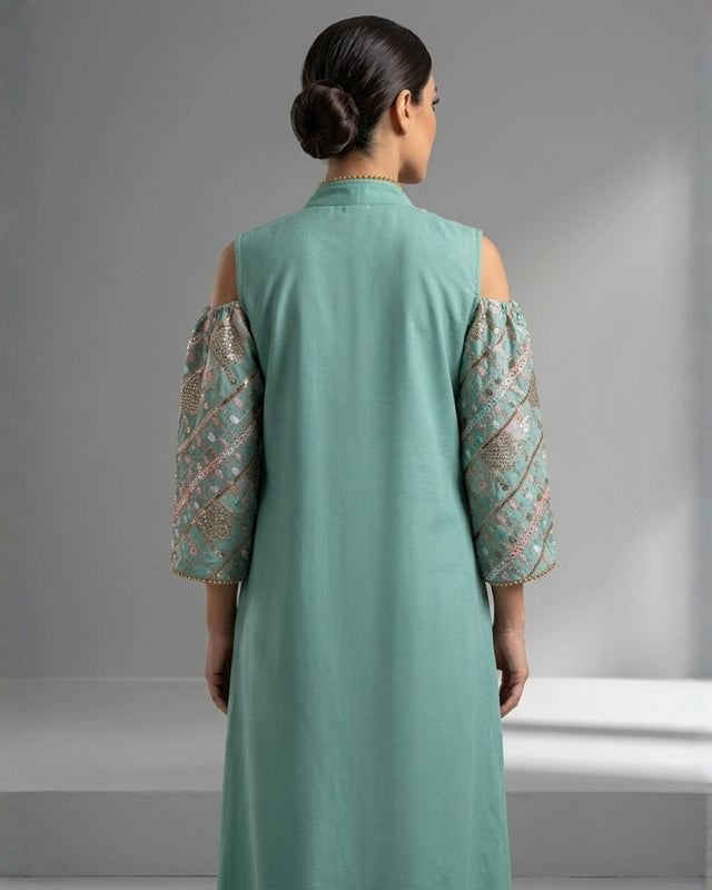 Embroidered A-Line Linen Jalabiya with Shoulder Cutouts and Tassel