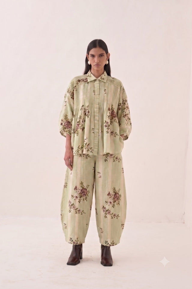 Bagiya Floral Pintuck Top - Shirt - Mizyana
