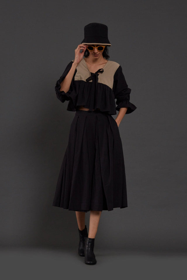 Beige & Black Bow Set - Two-Piece Set - Mizyana
