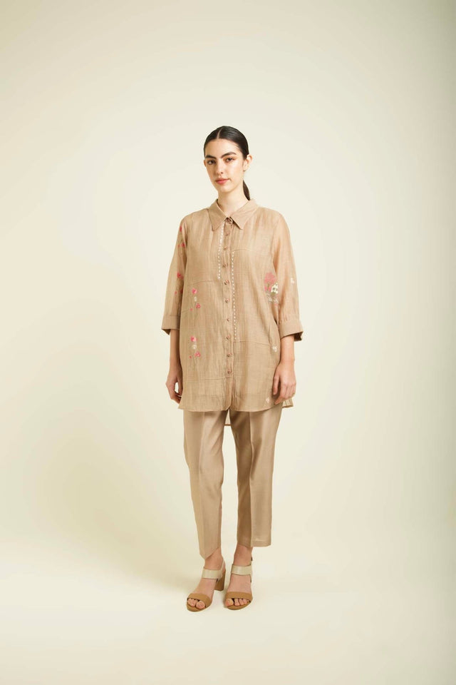 Beige Shirt In Mul Chanderi With Straight Pants In Silk Chanderi - Two-Piece Set - Mizyana