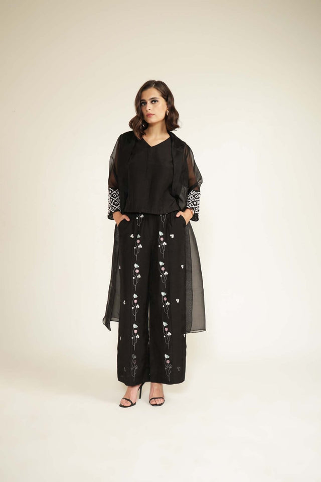 Black Organza Jacket with Embroided Sleeves and Printed Flared Pants in Linen - Two-Piece Set - Mizyana