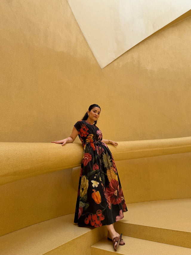 Bonita Dress in Sol Garden print (Midnight Black) - Dress - Mizyana