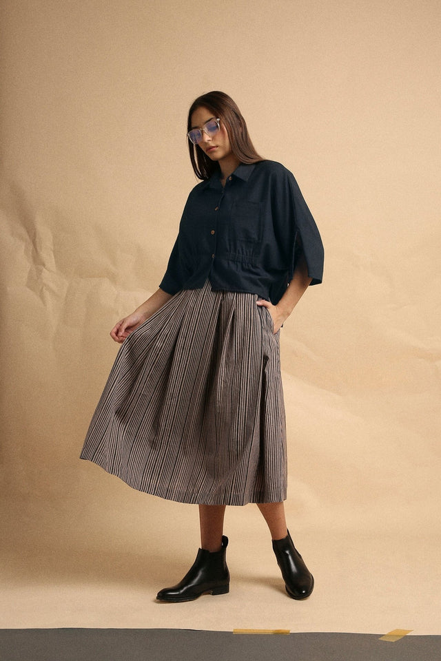 Charcoal Collar Crop Top & Gray Box Pleated Skirt Set (2 PCS) - Two-Piece Set - Mizyana