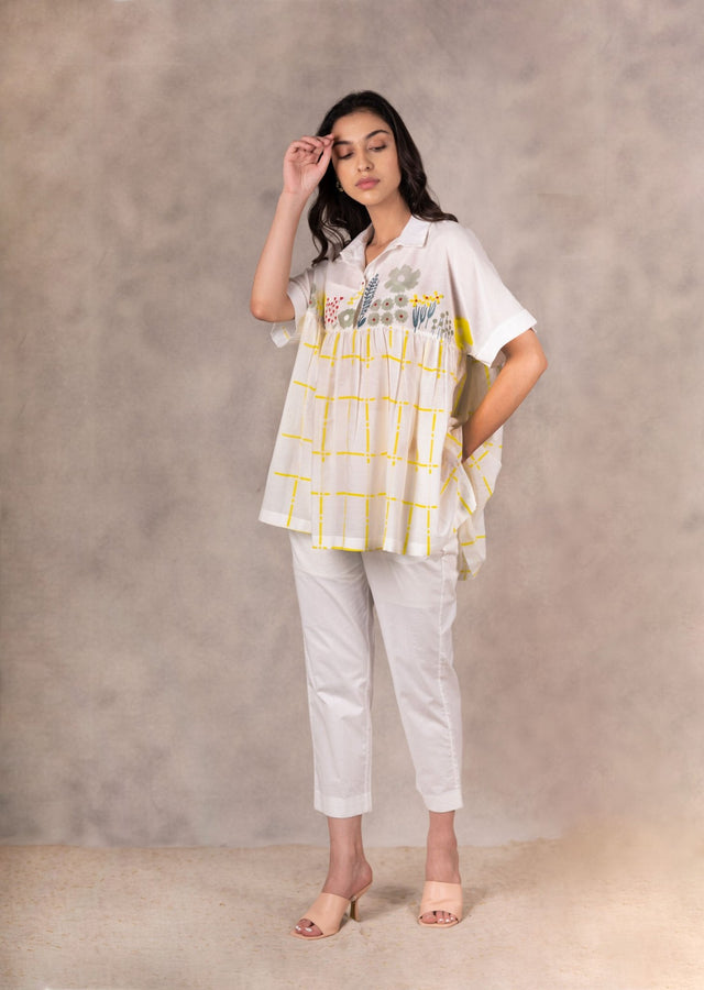 Daisy And Checks Print Top With Handmade Details In Cotton Silk And Linen Pants Set - Two-Piece Set - Mizyana