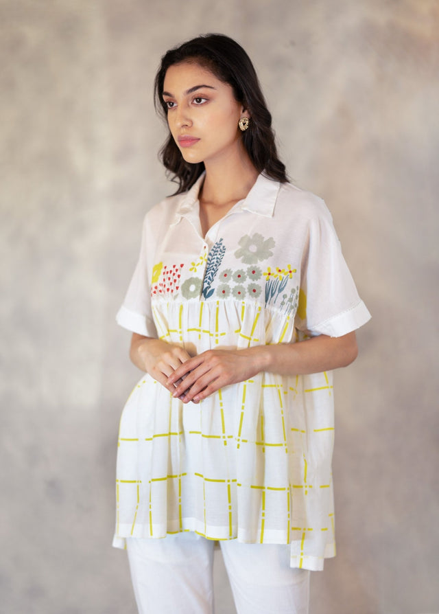 Daisy And Checks Print Top With Handmade Details In Cotton Silk - Shirt - Mizyana