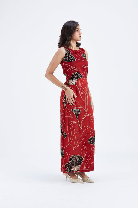 Side view of the Elara Dress with hand at the pocket and cream heels