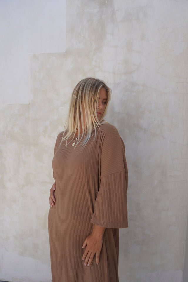 Eva ribbed dress - Beige - Dress - Mizyana