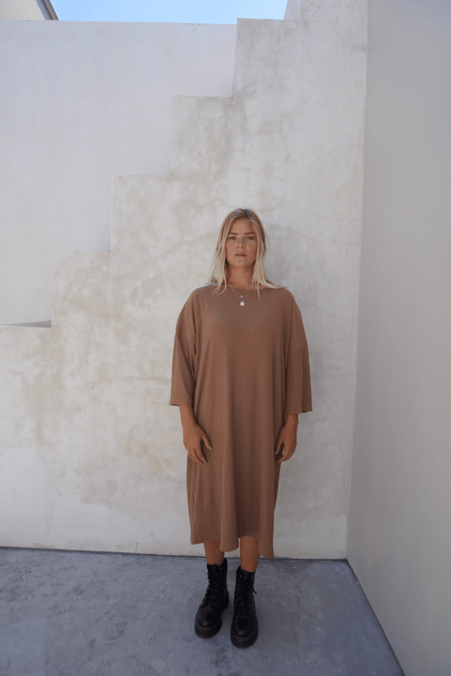 Eva ribbed dress - Beige - Dress - Mizyana