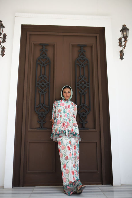 Flora Chiffon Pants - Trousers - Mizyana