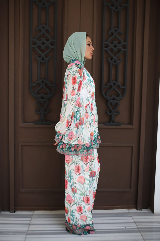 Flora Chiffon Pants - Trousers - Mizyana