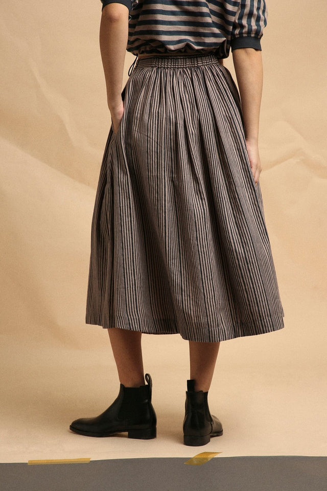 Gray Med Striped New Sphara Crop Top & Skirt Co-Ord Set (2 PCS) - Co-ord Set - Mizyana
