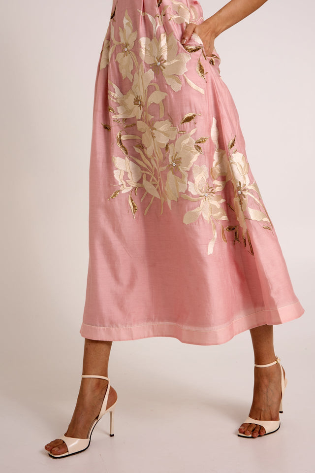 Ice Pink Paiva - Soft Bloom Midi Dress - Dress - Mizyana