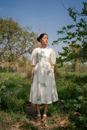 Ivory Drawstring dress - Dress - Mizyana