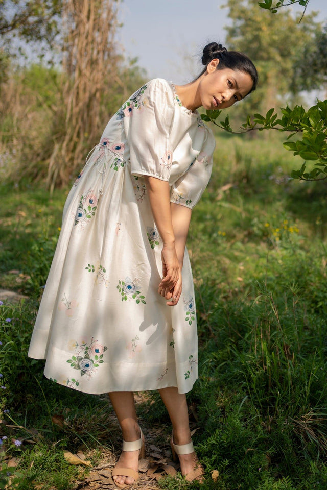 Ivory Drawstring dress - Dress - Mizyana